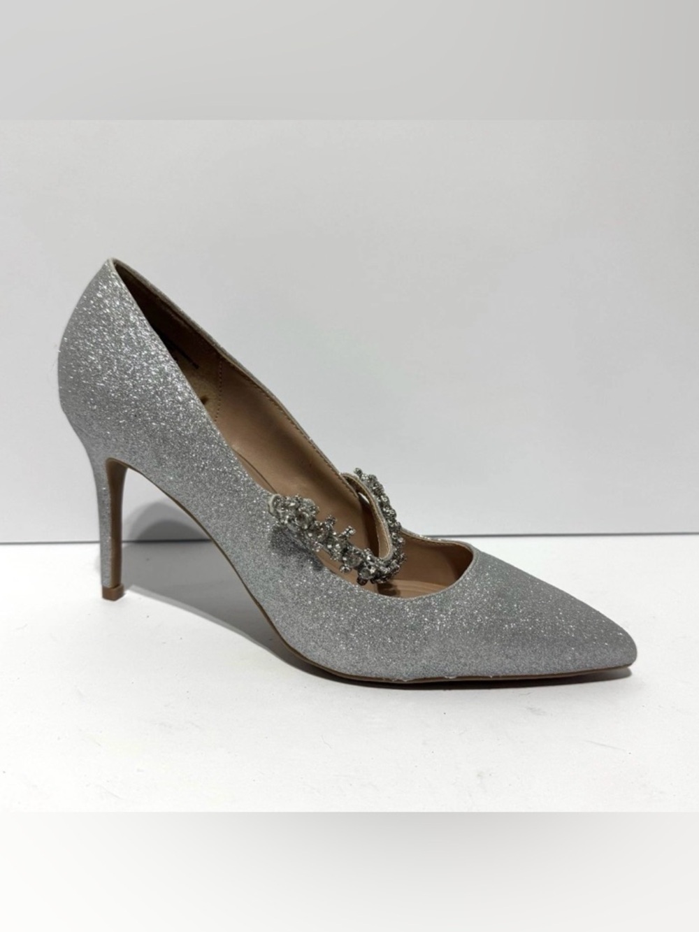 BCBGeneration Womens Branda Silver Glitter Pumps Size 8M